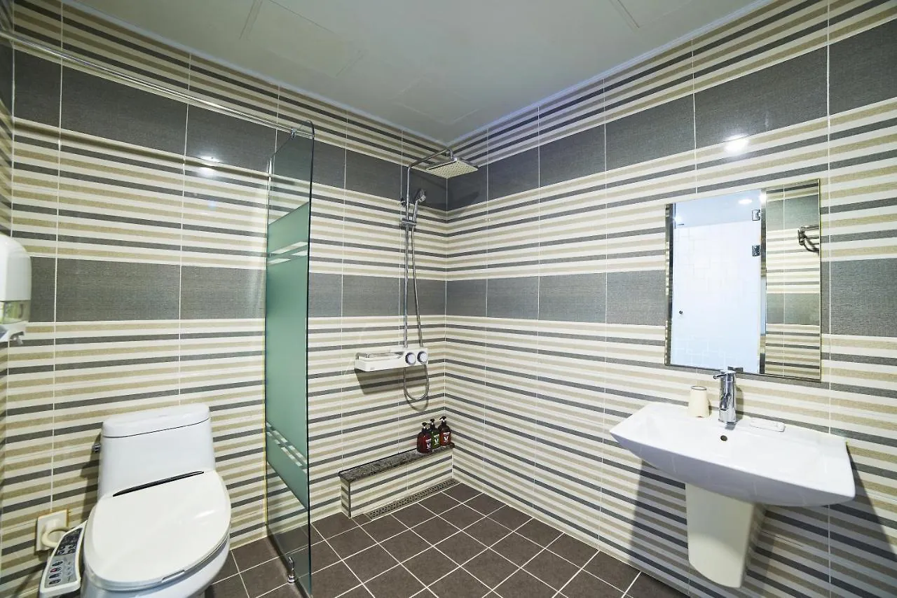 **  Busan Premium V Hotel Νότια Κορέα