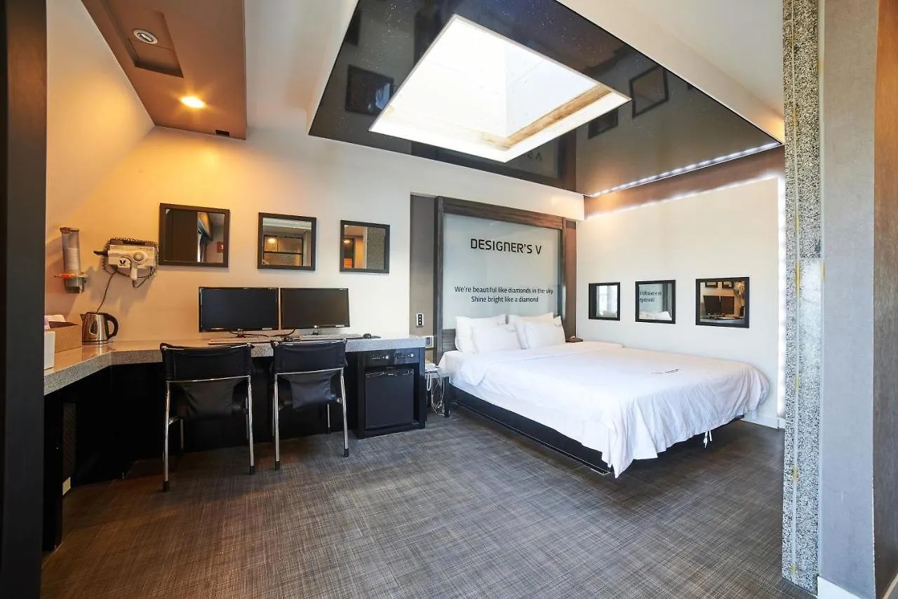 Busan Premium V Hotel