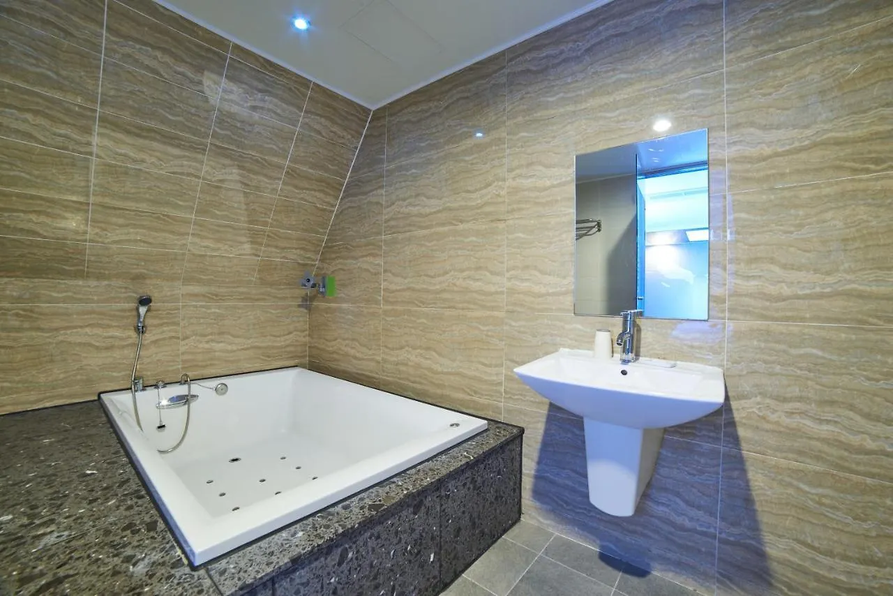 Busan Premium V Hotel