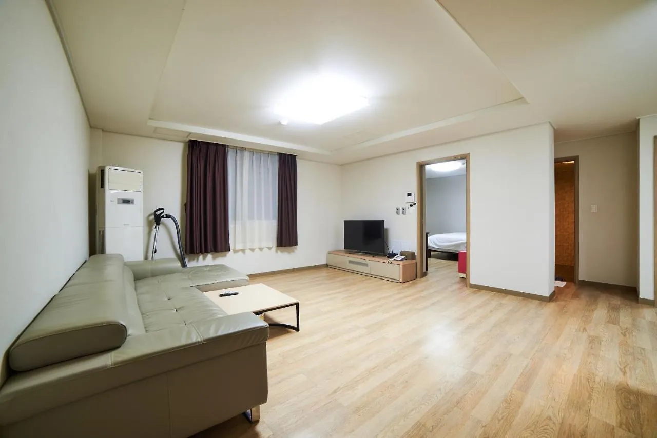 Busan Premium V Hotel