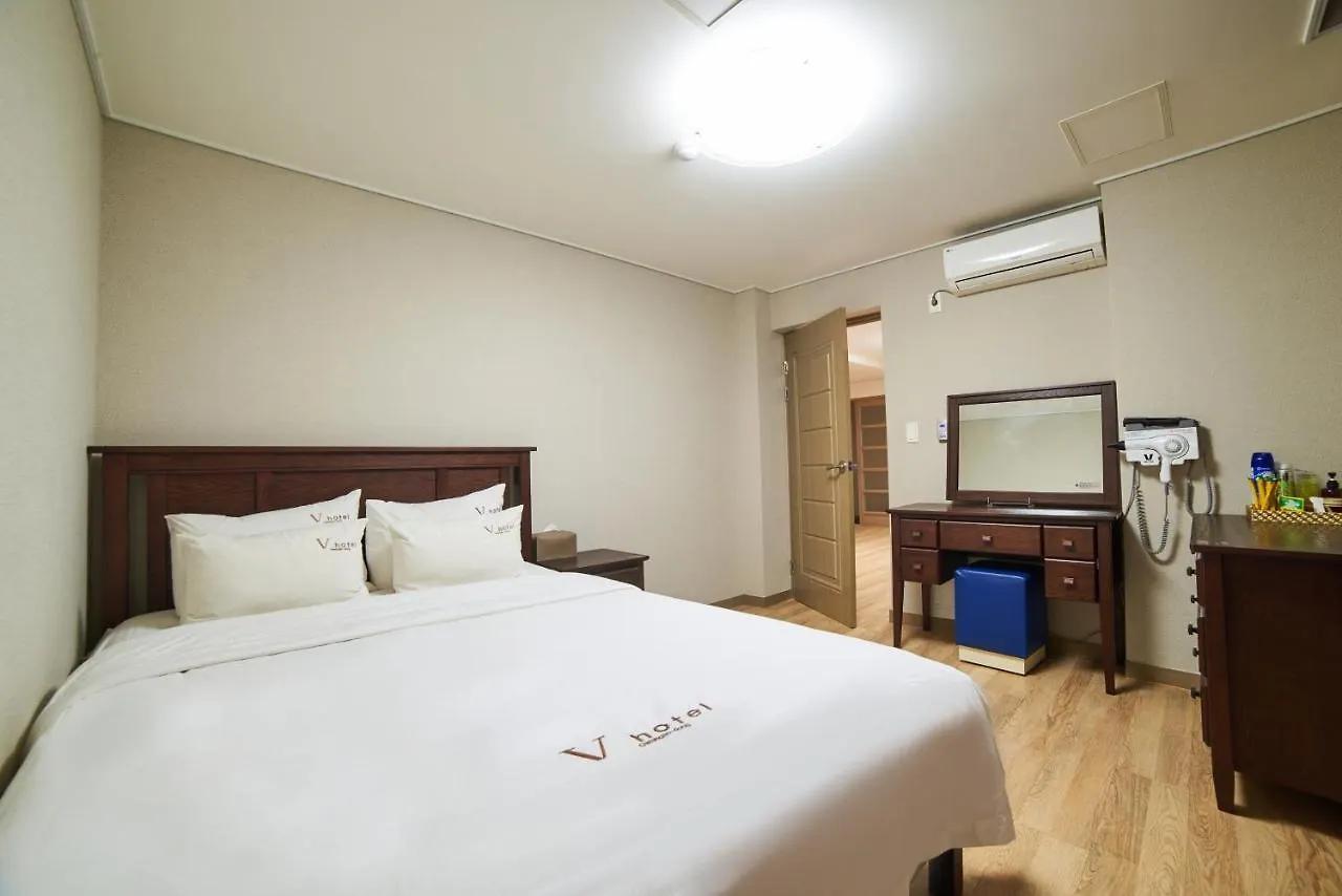 Busan Premium V Hotel 2*,