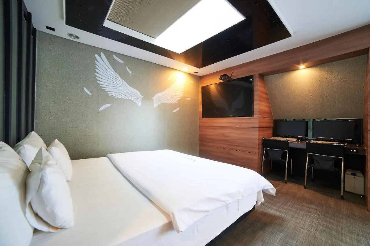 Busan Premium V Hotel